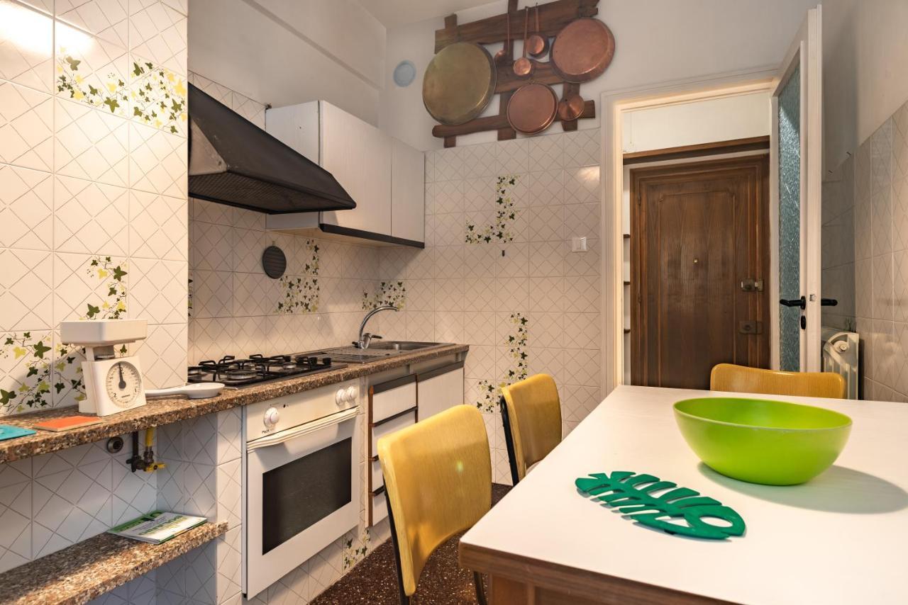Rivierarent Moma 100 Metri Dal Mare Apartman Finale Ligure Kültér fotó